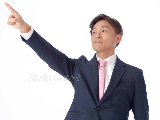 未来を指差す候補者