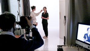 美容クリニックの女医さんビジネス用プロフィール写真をフォトスタジオで撮影