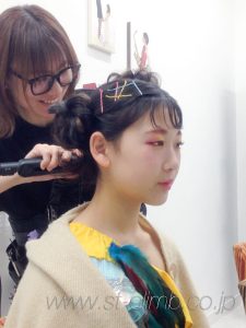 キッズ撮影用にヘアメイク