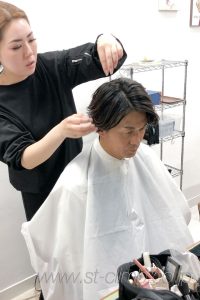 撮影用にヘアメイク